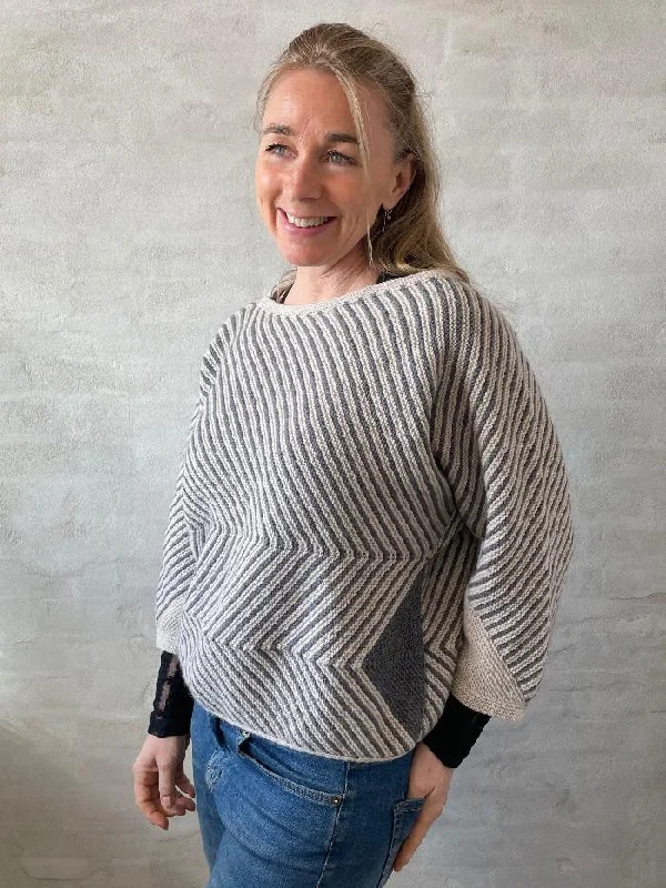 Studio sweater w 3/4 length sleeves by Hanne Falkenberg, No 2 knitting kit Sporty Women's Tennis