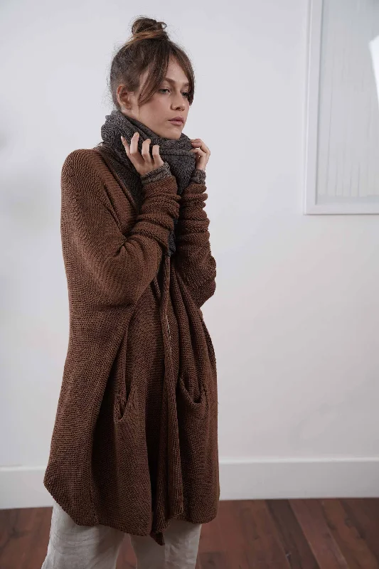 Big Chunky Oversize Soy Coat Sweater with pockets - Cognac Brown Sporty Women's Tennis
