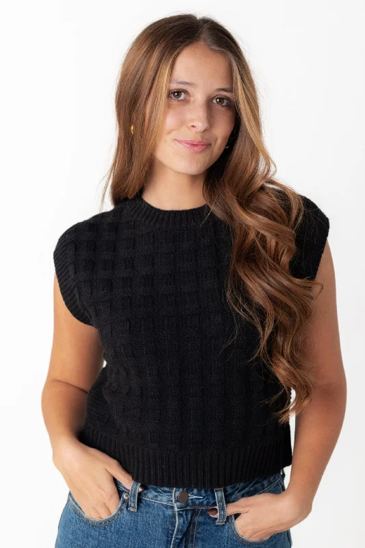 The Nomi Vest European