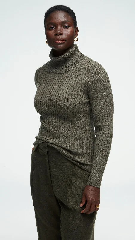 Ribbed Turtleneck in Merino Wool | Hunter Vacation
