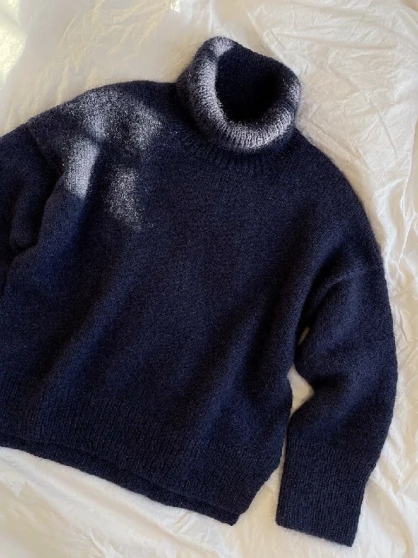 Chestnut sweater by PetiteKnit, No 1 yarn kit (ex pattern) Bold Women's Statement