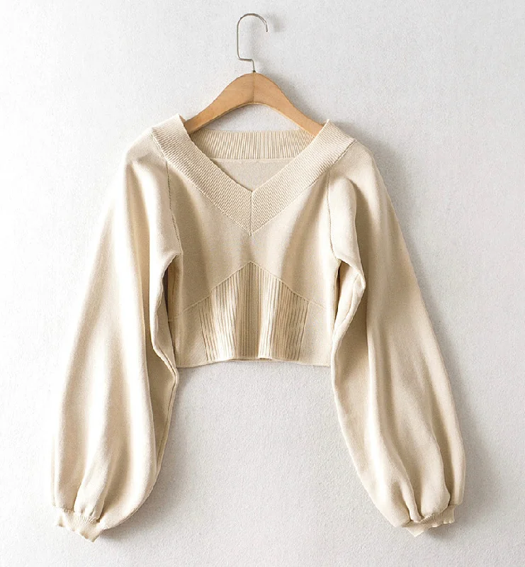 Simple v-neck long sleeve sweater  144