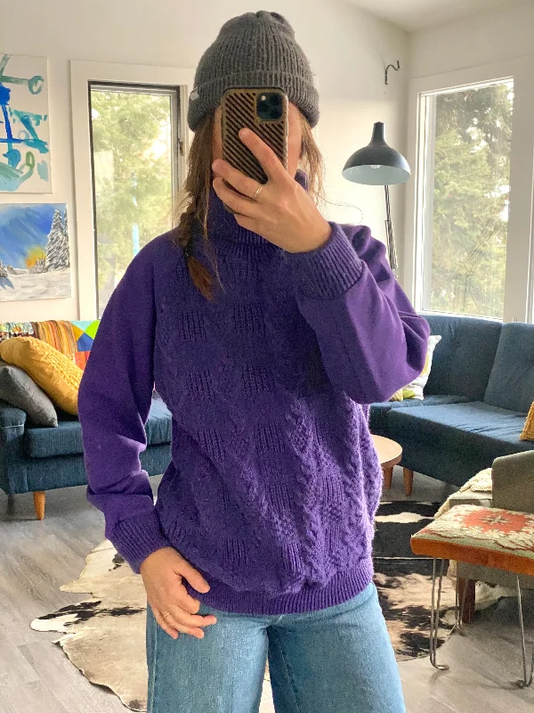Epic Knit/Sweatshirt - sm/med Laid - back Women's Vibe