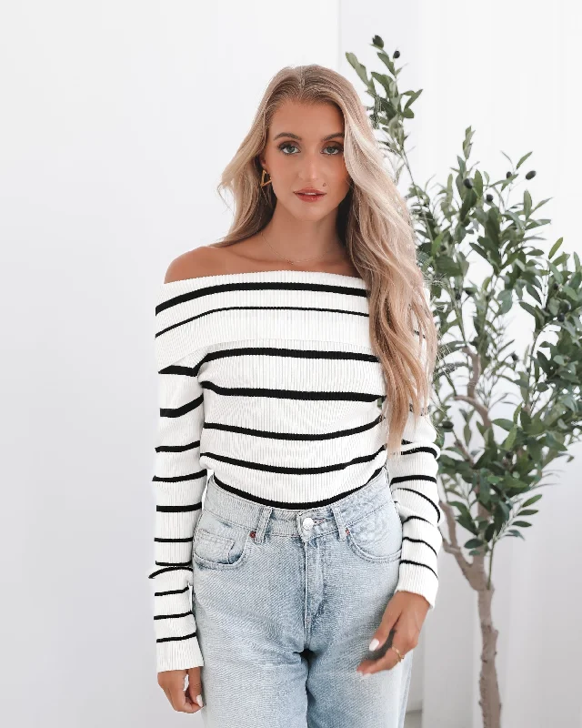 Leontina Knit Top - White Stripe Bold Women's Animal Print