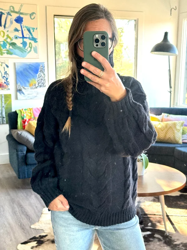 Epic Knit - med/Lg Hip Women's Urban