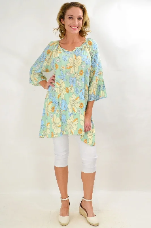 Bold Yellow Flower Pearl Button Tunic Top