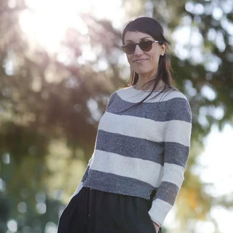 Super Simple Summer Sweater by Joji Locatelli in Retrosaria Mungo Artistic Women's Avant - 