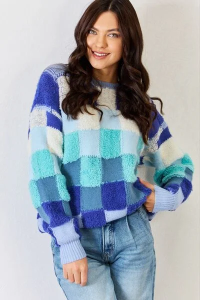 J.NNA Checkered Round Neck Long Sleeve Sweater Bold Women's Statement