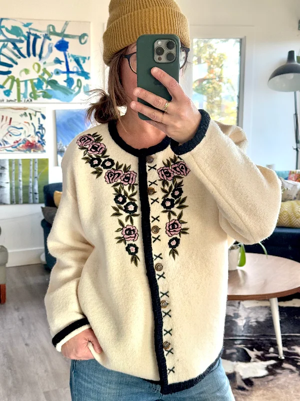Epic Knit - Lg (wool) Sophisticated Women's 