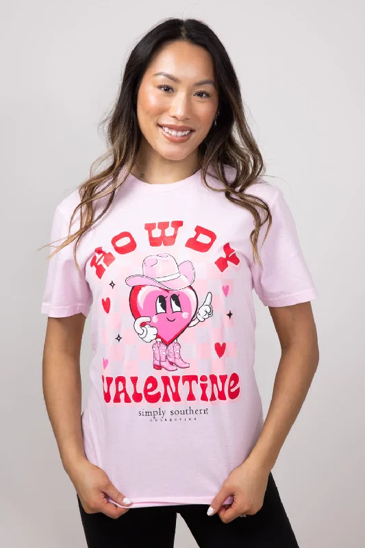 Simply Southern Howdy Valentine T-Shirt for Women in Light Pink | SS-HOWDY-LTPINK Sporty Women's Athleisure 