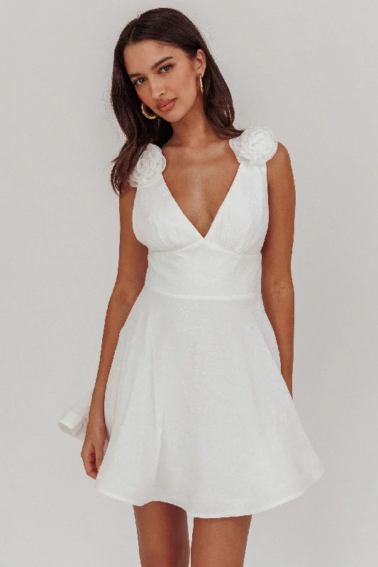 Kalinda Detachable Rose Mini Dress White Refined Women's Hand - crafted