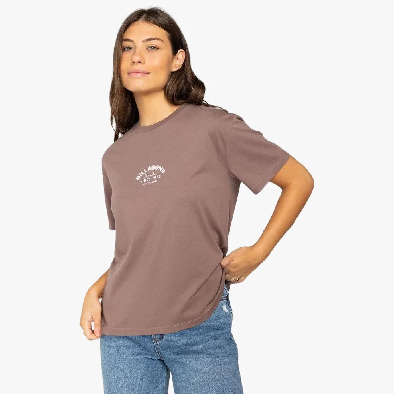 Billabong Womens Feeling Free Short Sleeve Tee Kona Refined Women's Hand - crafted