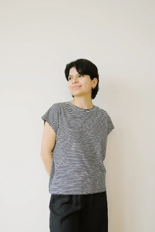t-shirt - oneliaa striped - black / oatmilk Artistic Women's Hand - painted