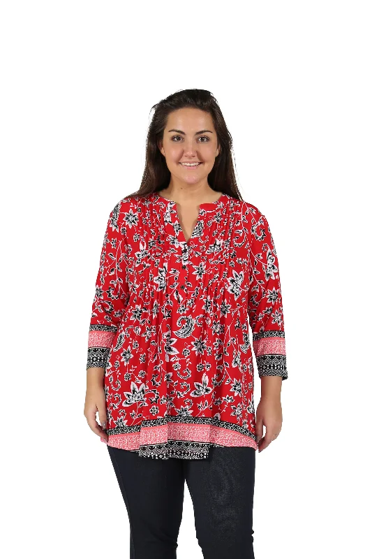 Plus Size La Cera Pleat Front Printed Tunic With Border Print Sleek Women's 