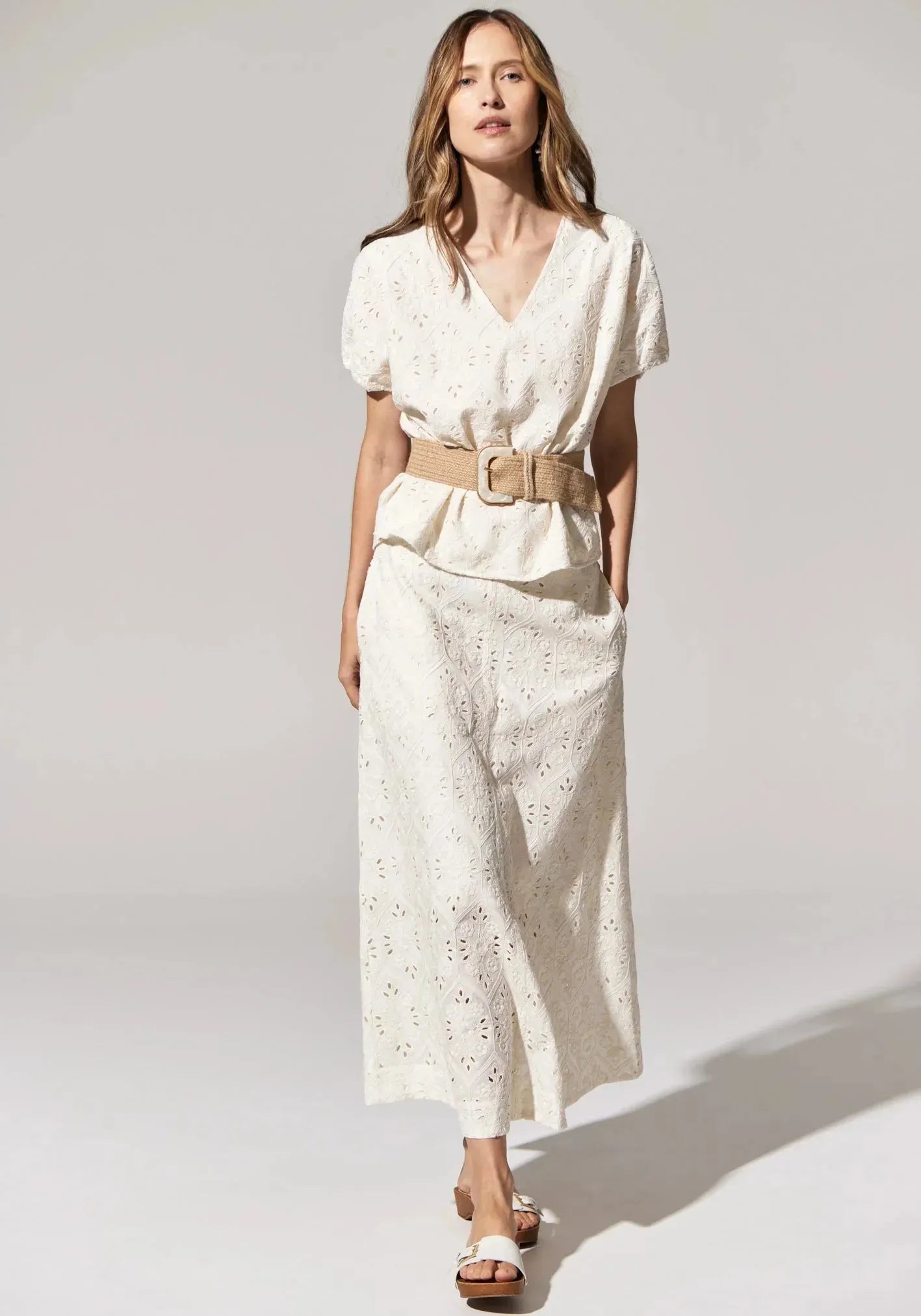 POL Junia Lace Top in Pebble Sleek Women's 
