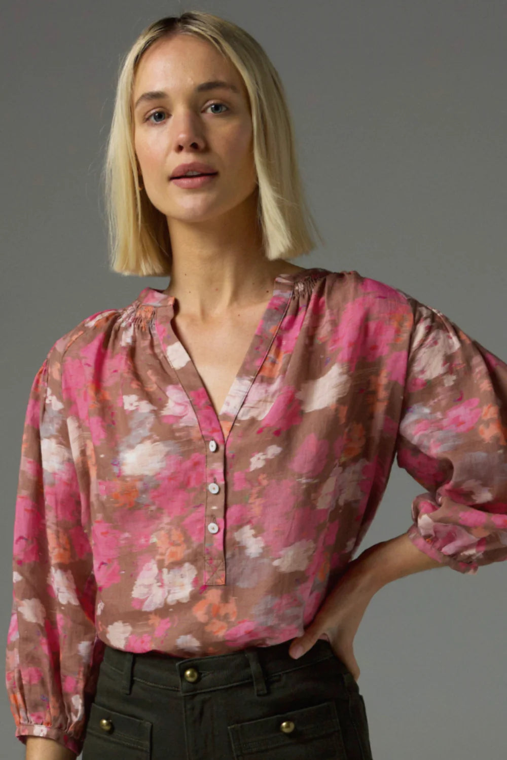 Zoe Kratzmann Stage Top in Blush Blur Luxurious Women's High -  end