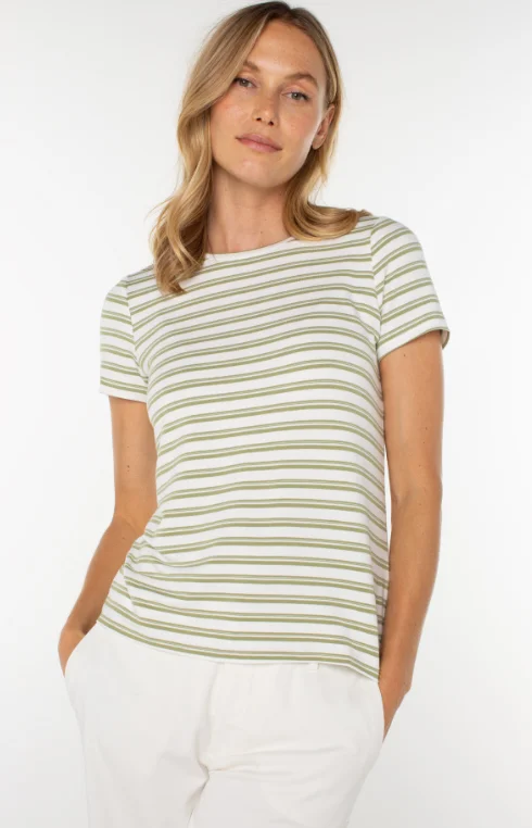 Short Sleeve Crewneck Knit Tee in Cream Confident Women's High - fashion