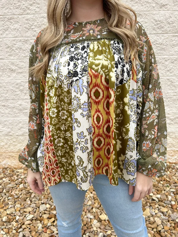 It’s A Jungle Olive Pattern Top Minimalist Women's Casual