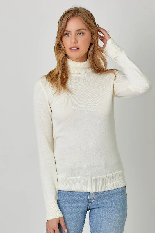 Fitted Turtleneck Sweater in Ivory Vacation